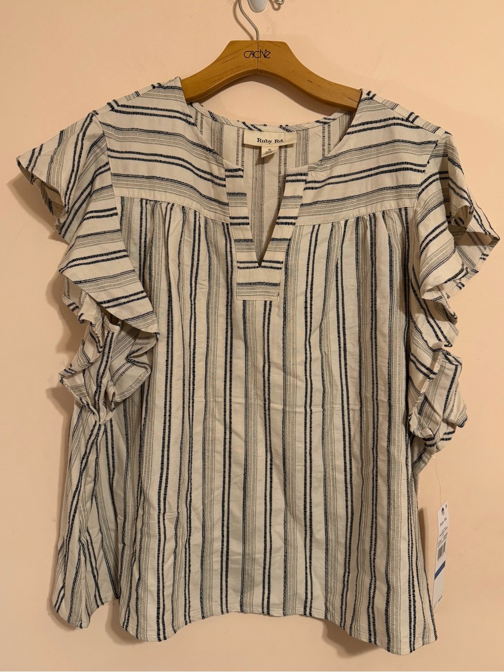 NWT Flutter Sleeve Dobby Top